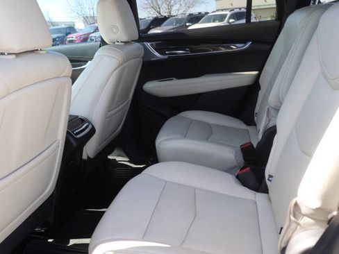 Used 2020 Cadillac XT6 Sport image 18