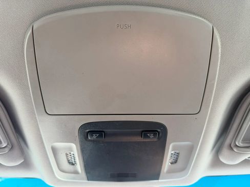 Used 2018 Toyota Camry LE FWD image 27