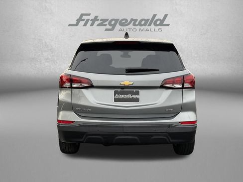 Used 2023 Chevrolet Equinox LS w/ LS Convenience Package AWD/4WD image 5