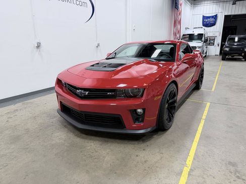 Used 2013 Chevrolet Camaro ZL1 RWD image 3