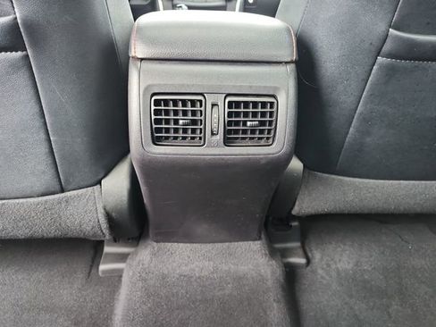 Used 2016 Toyota Camry XSE w/ Advanced Technology Package image 32