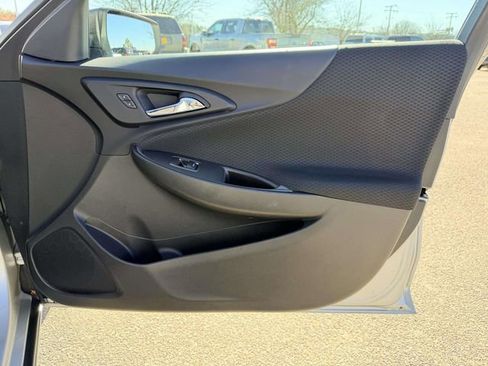 Used 2017 Chevrolet Malibu LS image 10