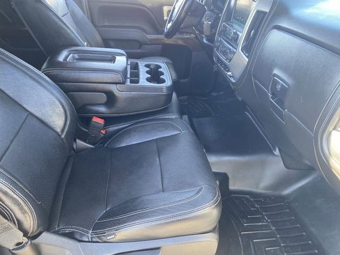 Used 2018 GMC Sierra 1500 SLE w/ SLE Value Package image 12