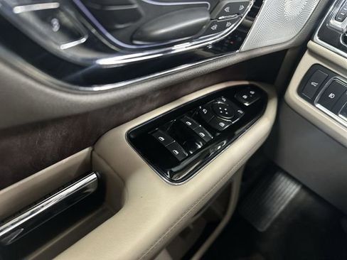 Used 2023 Lincoln Navigator Reserve w/ Equipment Group 201A image 16