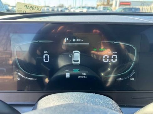 Used 2024 Kia Sportage EX w/ EX Premium Package image 12