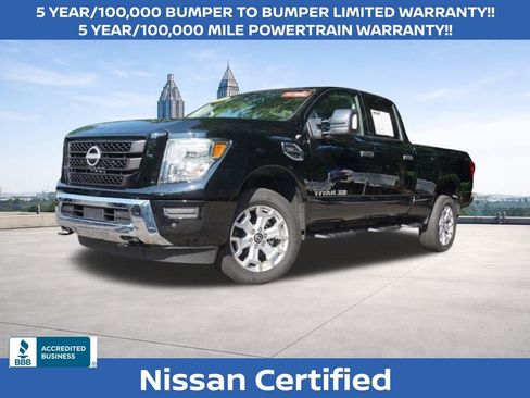 Used 2024 Nissan Titan SV w/ SV Convenience Package image 2