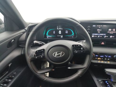 Certified 2025 Hyundai Elantra Sport image 12