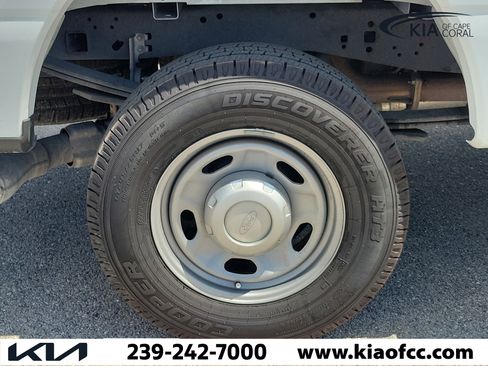 Used 2025 Ford F250 XL AWD/4WD image 11