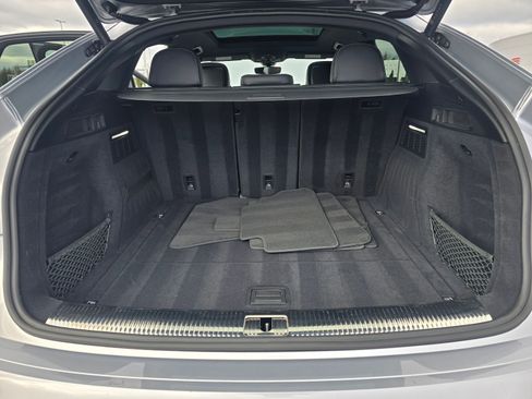 Used 2023 Audi SQ5 Prestige w/ Prestige Package image 11