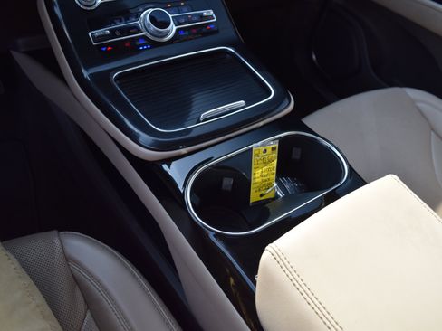 Used 2022 Lincoln Nautilus Reserve AWD/4WD image 16