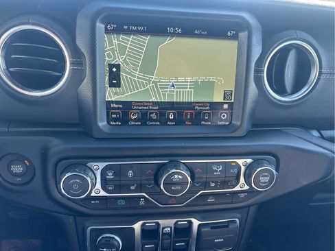 Used 2023 Jeep Wrangler Sahara w/ Cold Weather Group image 17