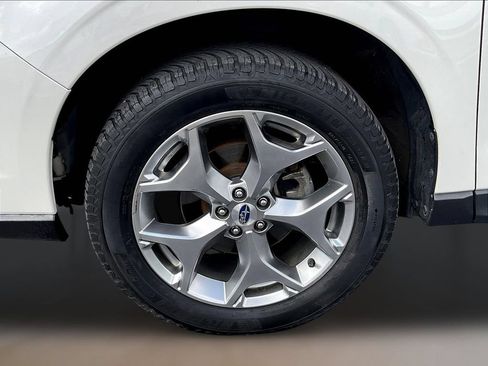 Used 2017 Subaru Forester 2.5i Touring AWD/4WD image 34