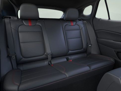 New 2026 Chevrolet Trax RS w/ Driver Confidence Package image 17