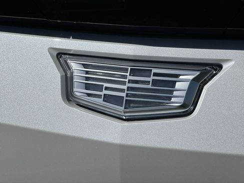 Certified 2024 Cadillac Lyriq Tech RWD image 34