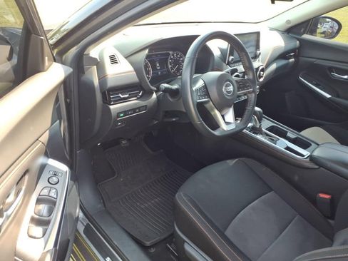 Used 2022 Nissan Sentra SR FWD image 6