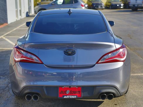 Used 2016 Hyundai Genesis 3.8 image 13