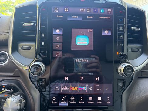 New 2026 RAM 1500 Laramie w/ Trailer Tow Group AWD/4WD image 48
