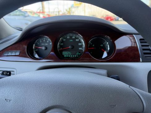 Used 2007 Buick Lucerne CX FWD image 43