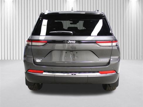 New 2025 Jeep Grand Cherokee Laredo X w/ Luxury Tech Group I image 3