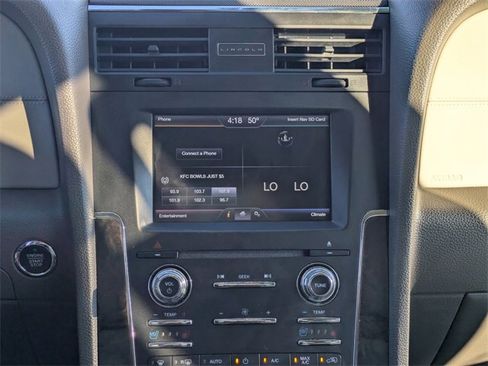 Used 2015 Lincoln Navigator 2WD image 20