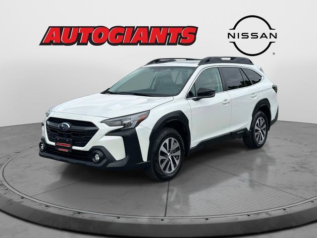 Used 2024 Subaru Outback Premium AWD/4WD image 6