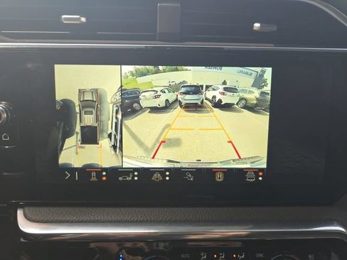 Used 2024 GMC Sierra 1500 Denali w/ Denali Reserve Package AWD/4WD image 16