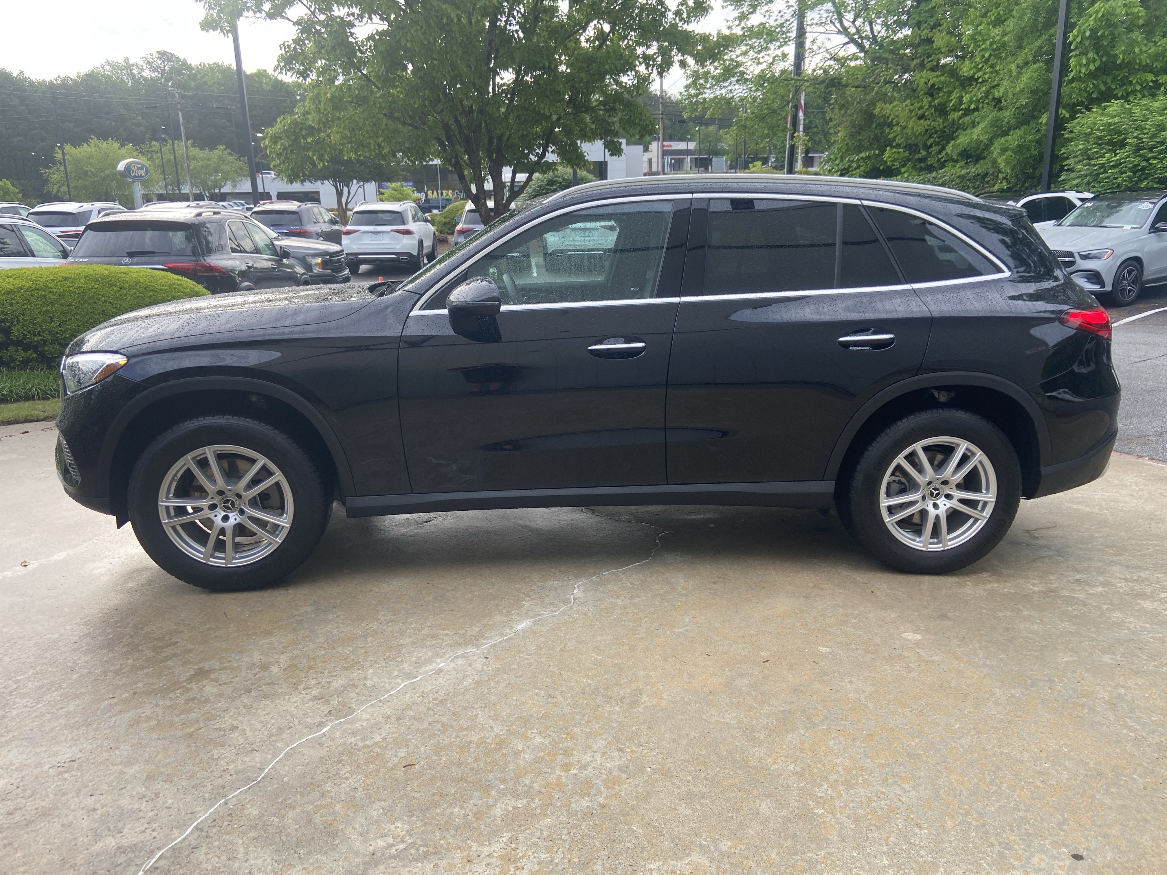 Used 2025 Mercedes-Benz GLC 300 image 16