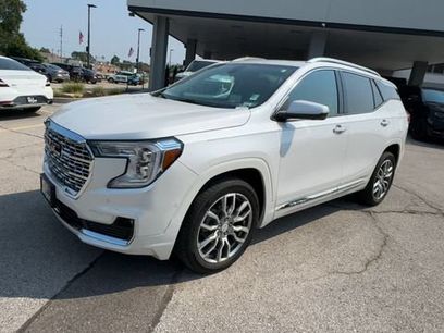 Used 2024 GMC Terrain Denali w/ Denali Premium Package