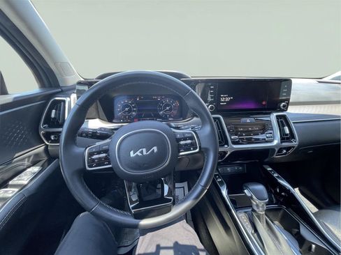 Used 2023 Kia Sorento SX AWD/4WD image 26