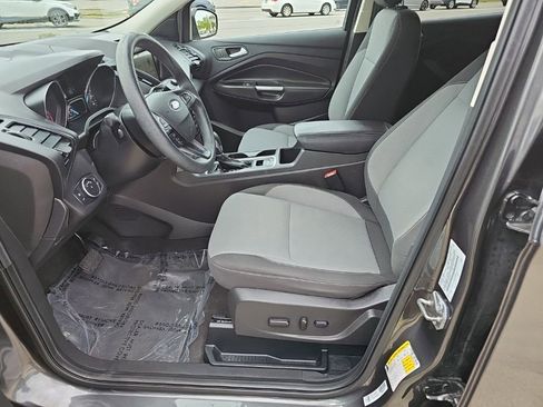 Used 2018 Ford Escape SE w/ SE Sync 3 Package FWD image 14