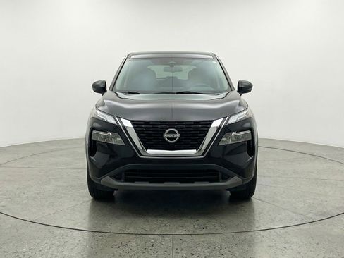 Used 2025 Nissan Rogue SV AWD/4WD image 2