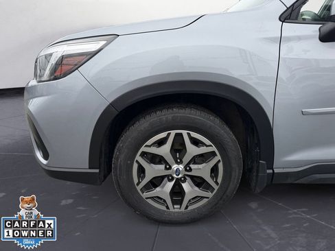 Used 2020 Subaru Forester Premium AWD/4WD image 15