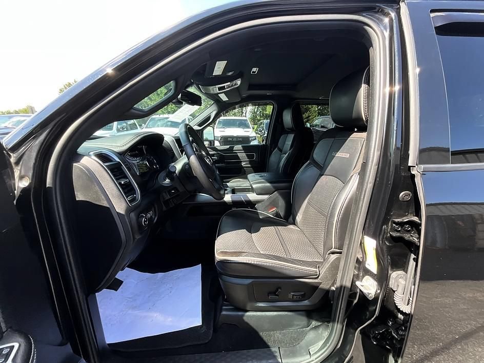 Used 2023 RAM 2500 Laramie w/ Night Edition AWD/4WD image 14
