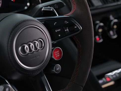 Used 2023 Audi R8 V10 GT RWD image 33