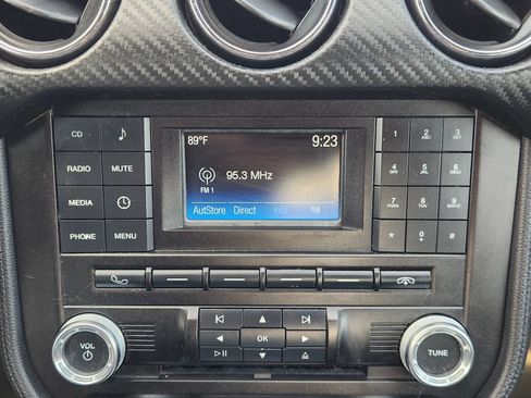 Used 2016 Ford Mustang Coupe RWD image 19