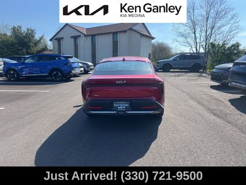 Certified 2025 Kia K4 EX FWD image 6