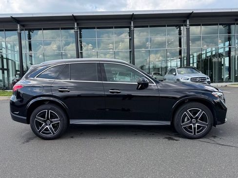 Used 2026 Mercedes-Benz GLC 300 4MATIC image 8