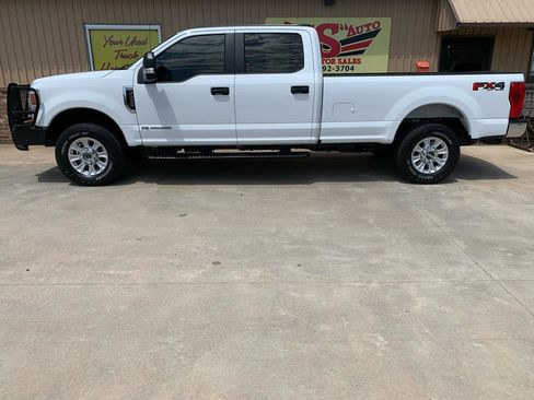 Used 2022 Ford F250 XL w/ STX Appearance Package AWD/4WD image 5