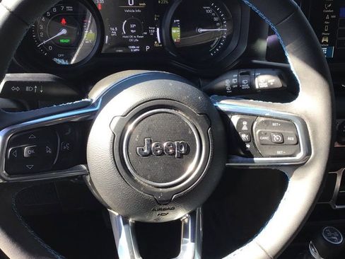 Used 2024 Jeep Wrangler High Altitude image 8