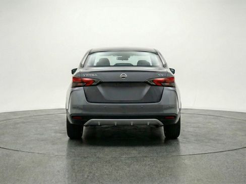 Used 2025 Nissan Versa SV image 7