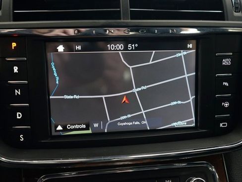 Used 2017 Lincoln Continental Reserve w/ Technology Package image 8