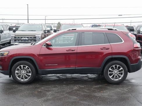 Used 2019 Jeep Cherokee Latitude Plus w/ Cold Weather Group image 7