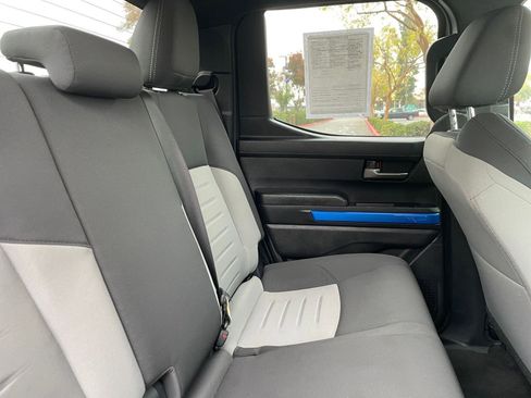 Used 2025 Toyota Tacoma TRD Off-Road image 37