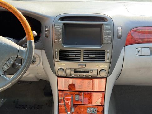 Used 2006 Lexus LS 430 RWD image 12