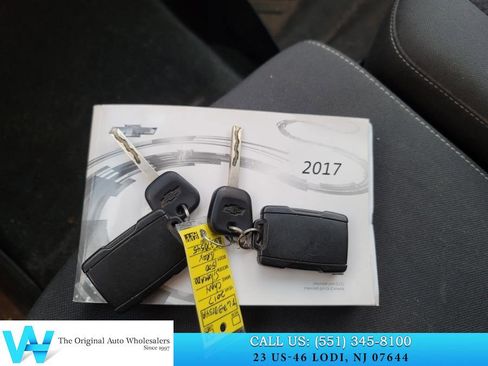 Used 2017 Chevrolet Silverado 1500 LT w/ All Star Edition image 20