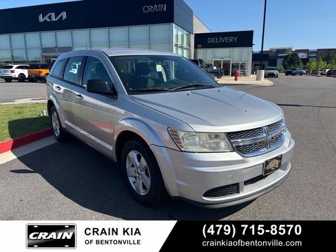 Used 2013 Dodge Journey American Value Package w/ Flexible Seating Group FWD image 1