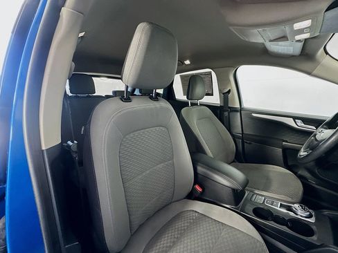 Used 2020 Ford Escape SE image 26