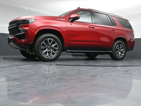 Used 2024 Chevrolet Tahoe Z71 w/ Luxury Package AWD/4WD image 41