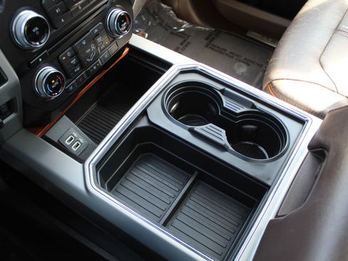 Used 2017 Ford F350 King Ranch w/ King Ranch Ultimate Package image 42