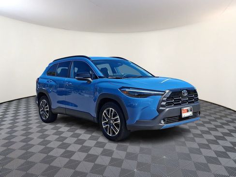 Certified 2026 Toyota Corolla Cross XLE AWD/4WD image 4